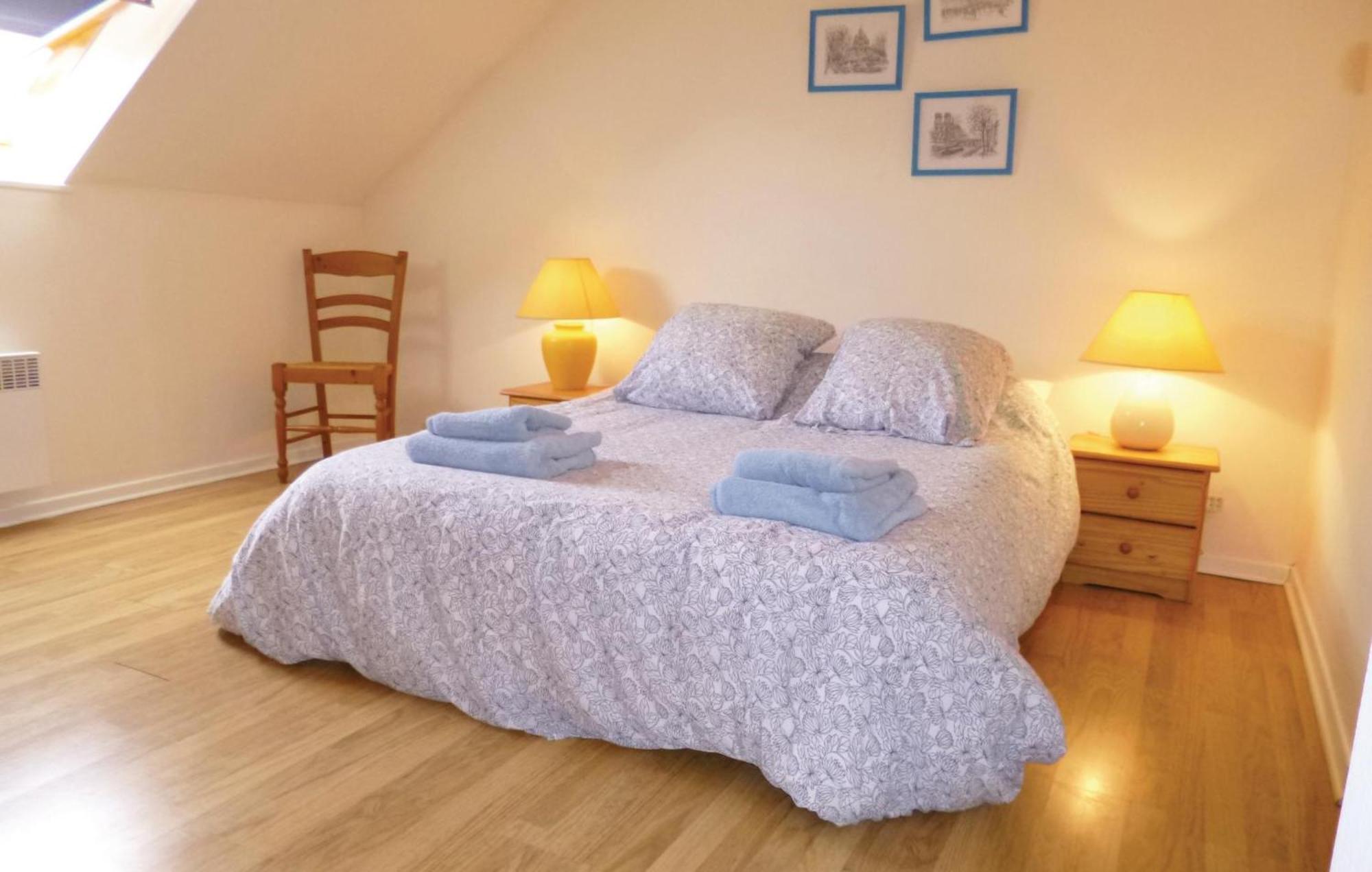 3 Bedroom Cozy Home In Brucheville Carentan-les-Marais Eksteriør billede